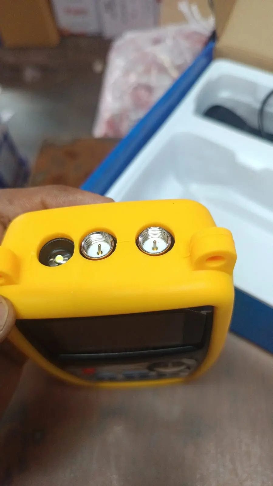 Yuri YSM 999 pro Satellite Finder. Garima Electronics